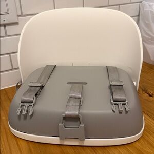 Oxo Gray and White Kids Booster Seat